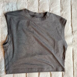 🥳 *SALE* Vuori Reina Crop Top, Chia Heather, Size Small